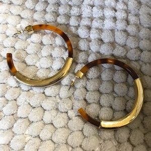 Baublebar tortoise and gold hoops